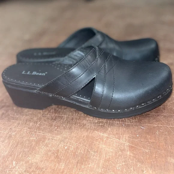 L.L.Bean Women’s Slip On Clogs Black US 7 EU 38 Like New! 2” Heel - Picture 4 of 15